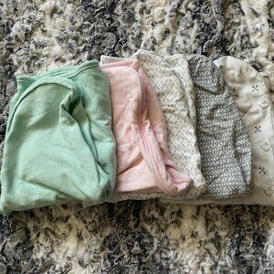 Assorted S-M Baby Swaddle Set (6 total swaddles)